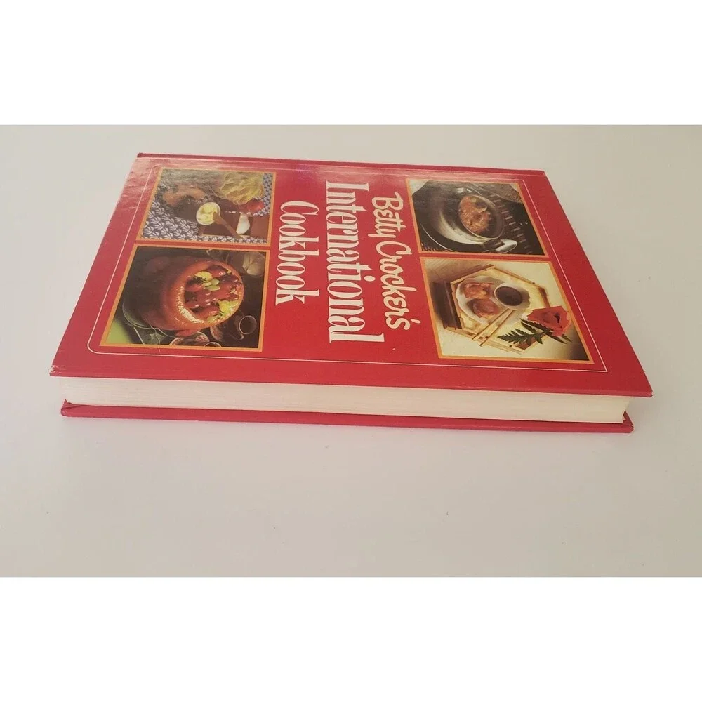 Betty Crocker International Cookbook 1980 First Edition